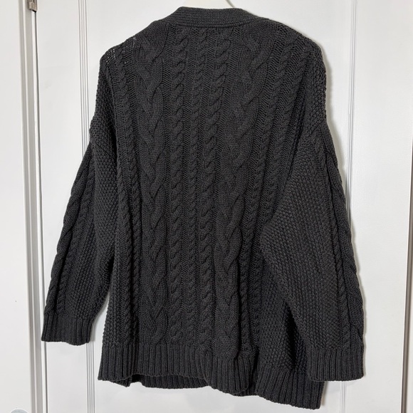 Quince 100% Organic Cotton Oversized Cable Cardigan size medium - Picture 10 of 13
